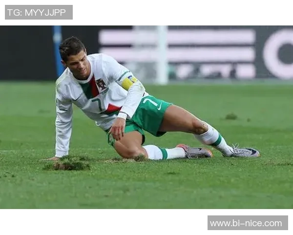 足球明星C罗因疫情在家隔离期间分享生活点滴与训练心得 足球明星C罗因疫情在家隔离期间分享生活点滴与训练心得