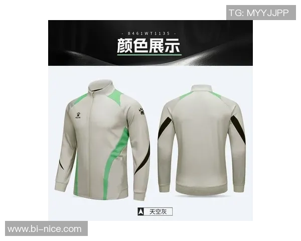 足球明星出场服视频揭秘时尚潮流与运动精神的完美结合 足球明星出场服视频揭秘时尚潮流与运动精神的完美结合