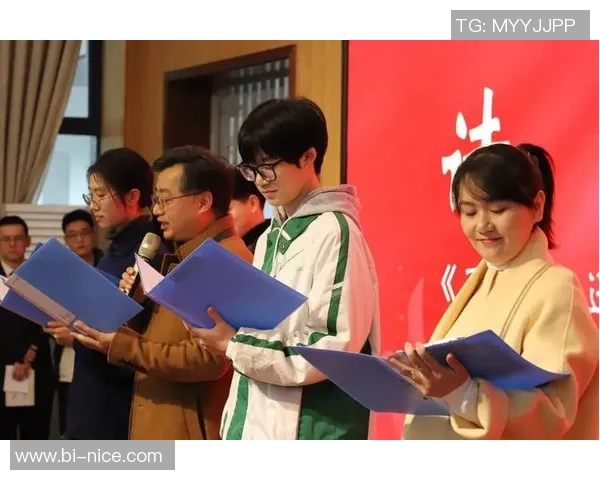 重庆篮球队逆袭之路:从低谷到巅峰的奋斗与荣耀纪实 重庆篮球队逆袭之路:从低谷到巅峰的奋斗与荣耀纪实